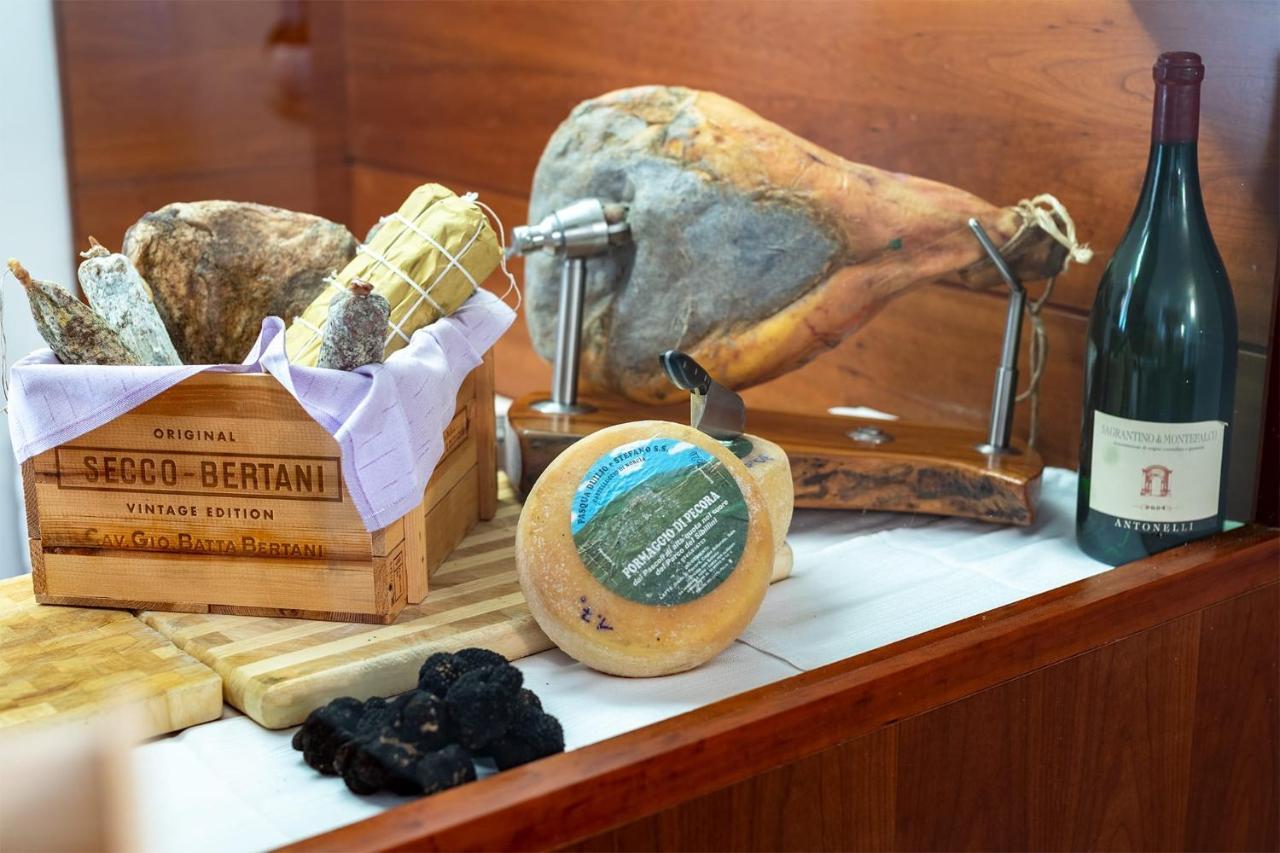 Albergo Ristorante Il Terziere Trevi Luaran gambar