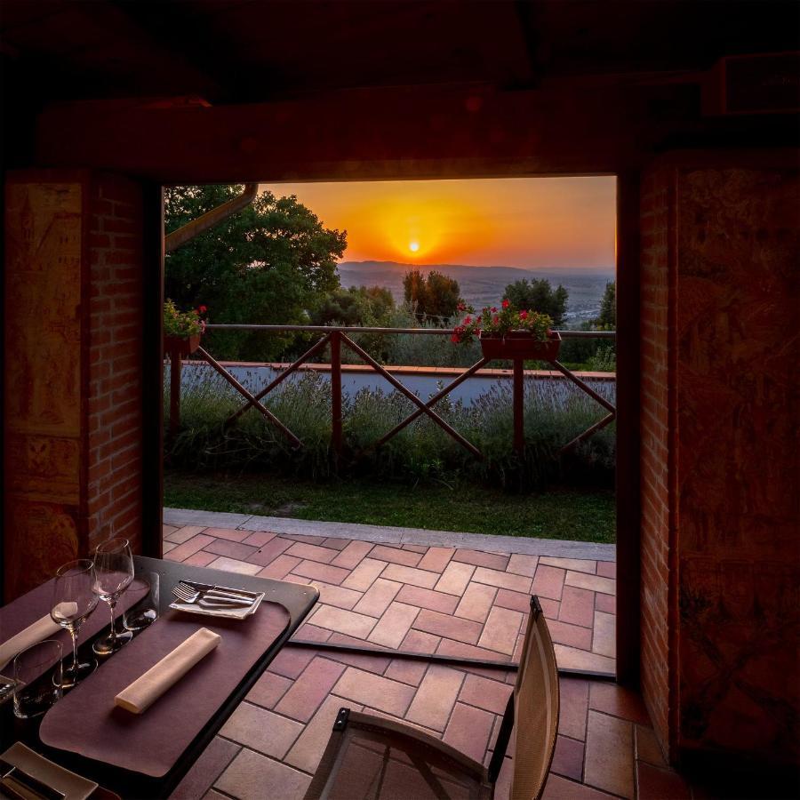 Albergo Ristorante Il Terziere Trevi Luaran gambar